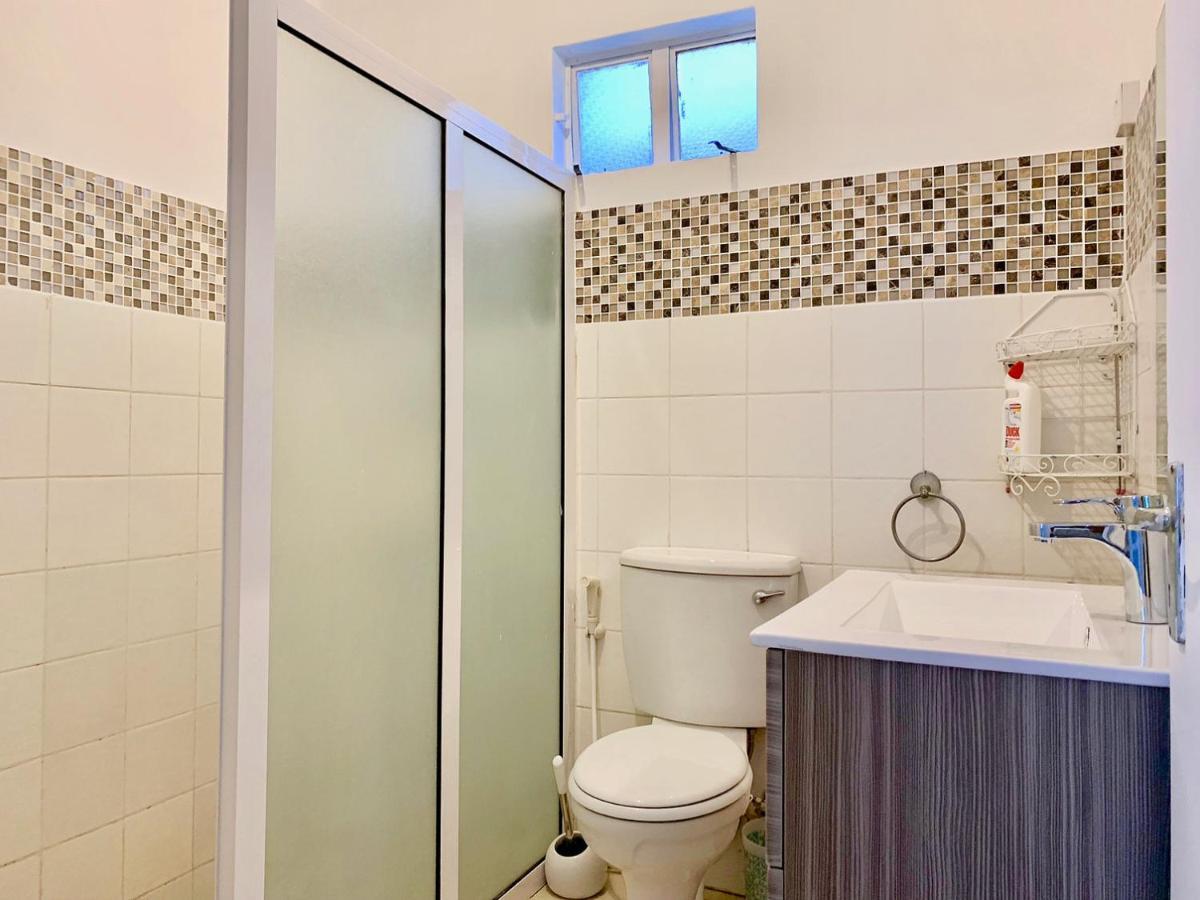 Beachfront 2 Bedroom-House - Tilacaze Flic-en-Flacq 外观 照片