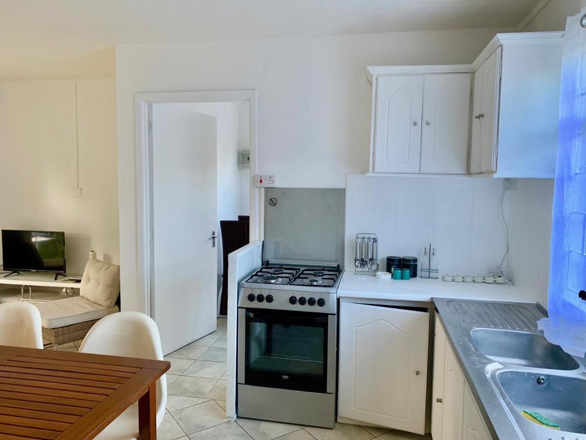 Beachfront 2 Bedroom-House - Tilacaze Flic-en-Flacq 外观 照片
